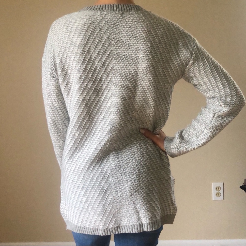 Sweater - Picture 2 of 4